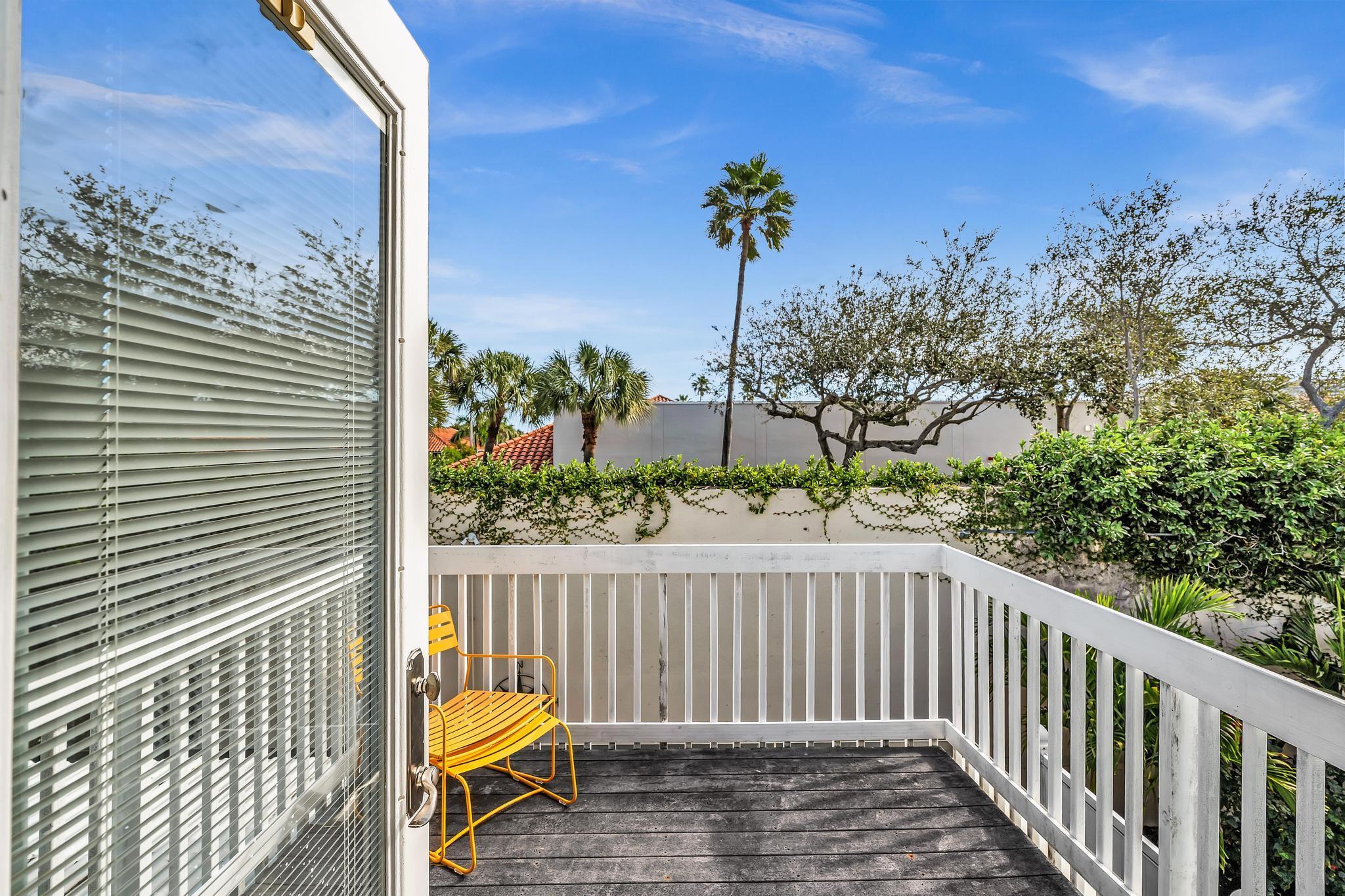 VILLAS OF OCEAN DUNES - Residential