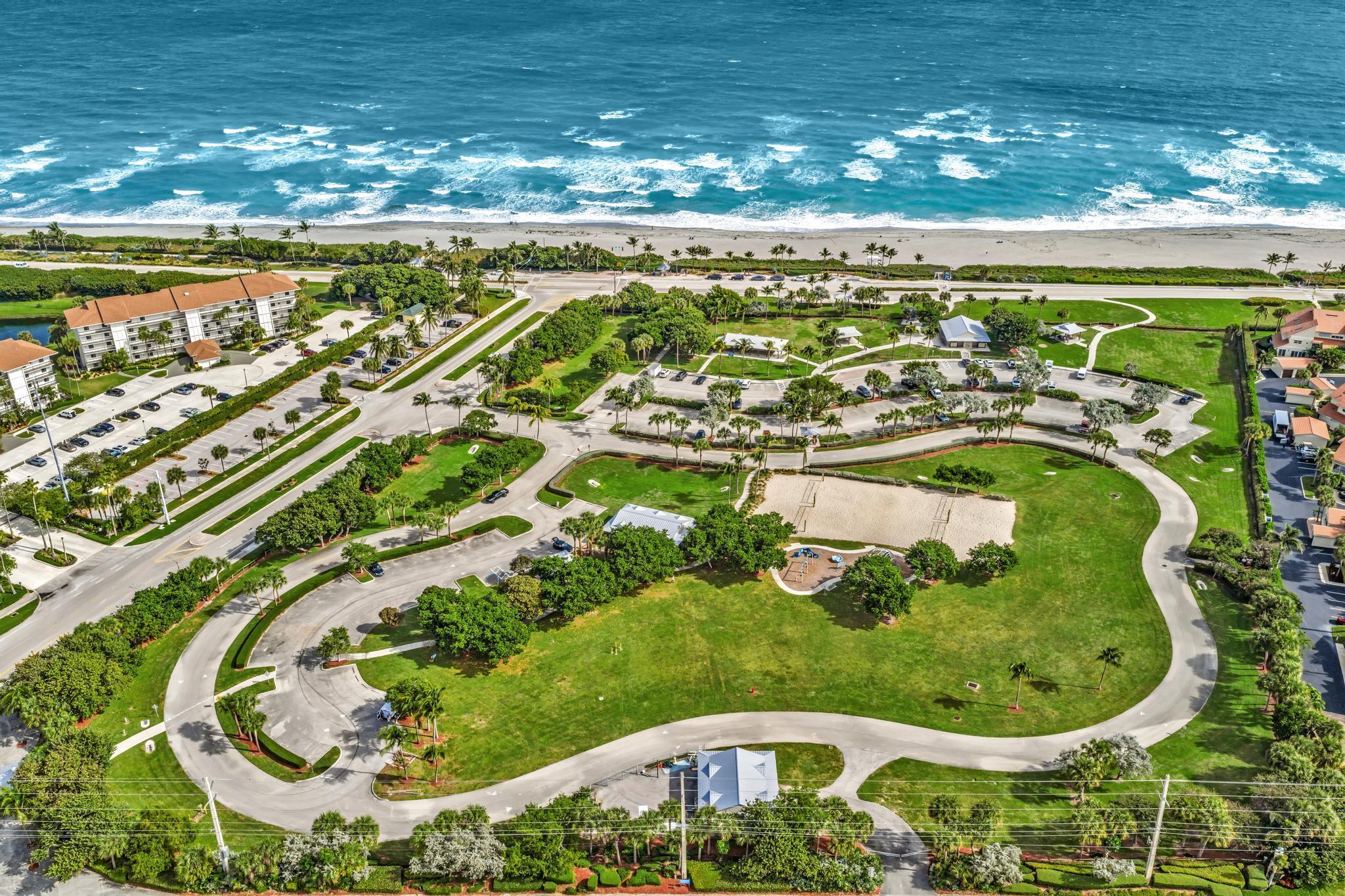 VILLAS OF OCEAN DUNES - Residential