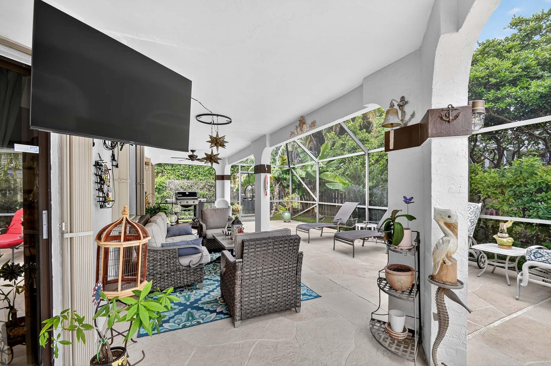 GREENVIEW SHORES 2 OF WEL - Residential