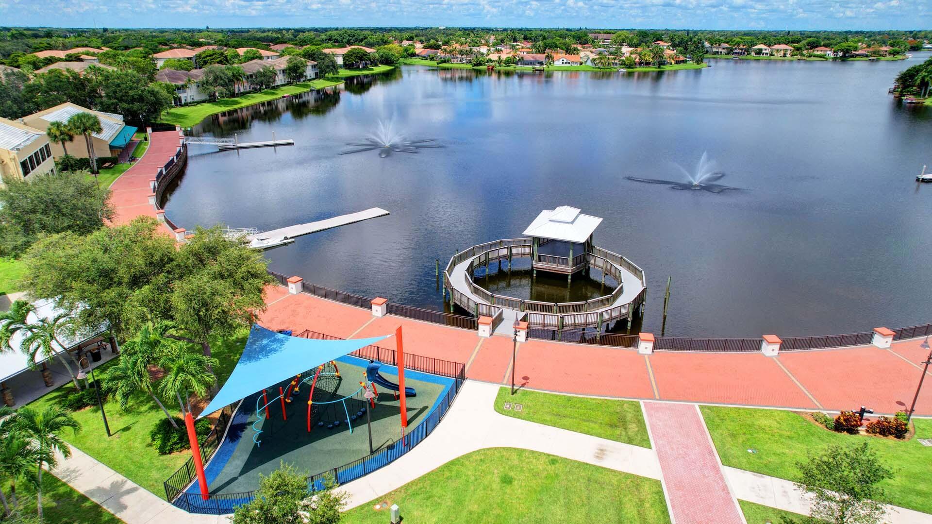GREENVIEW SHORES 2 OF WEL - Residential