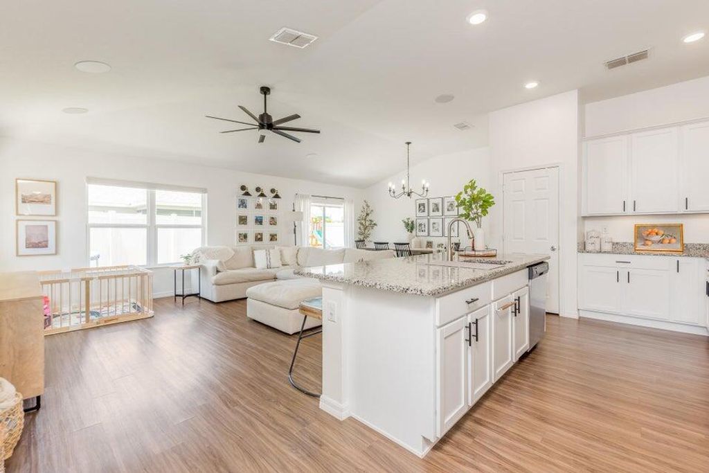 Photo of 5940 NW Pine Trail Circle, Port Saint Lucie, FL 34983 (MLS # R11119580)