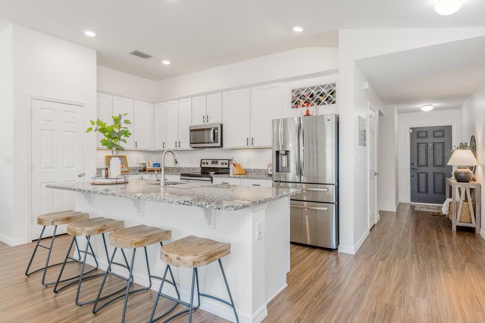 PINE TRACE THIRD REPLAT - Residential Lease