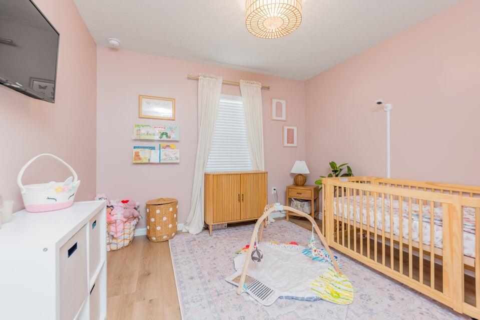 PINE TRACE THIRD REPLAT - Residential Lease