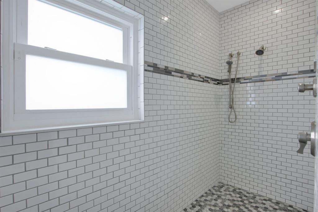 HUNTINGTON PLACE SUB - Residential