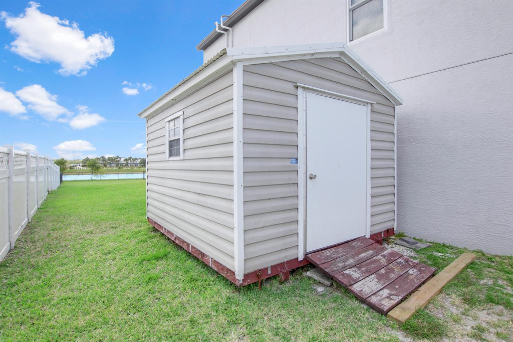 HUNTINGTON PLACE SUB - Residential