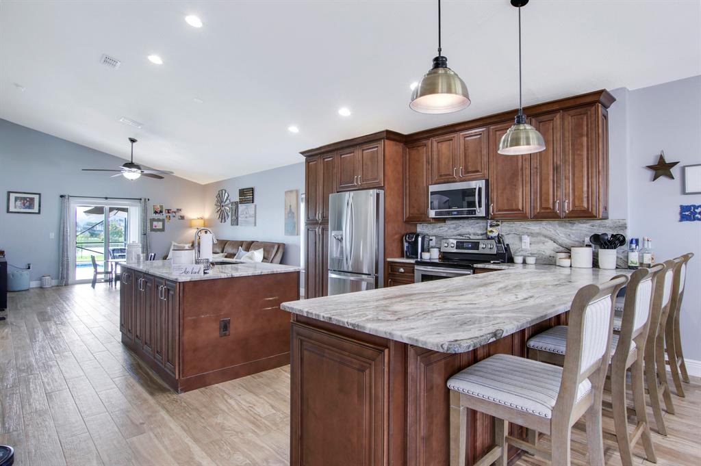 HUNTINGTON PLACE SUB - Residential