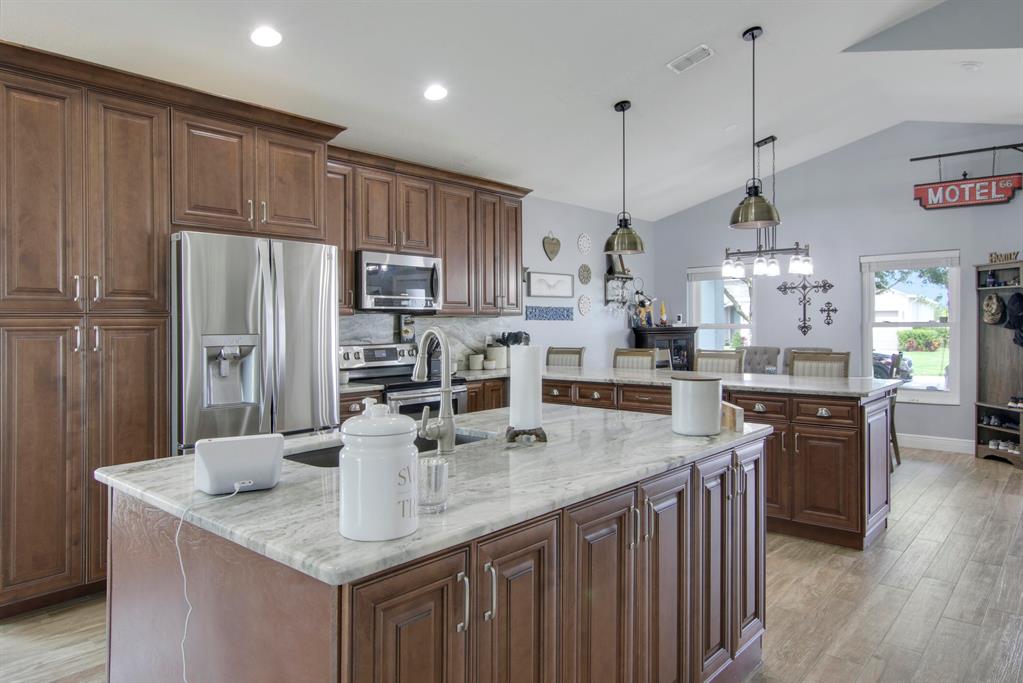 HUNTINGTON PLACE SUB - Residential