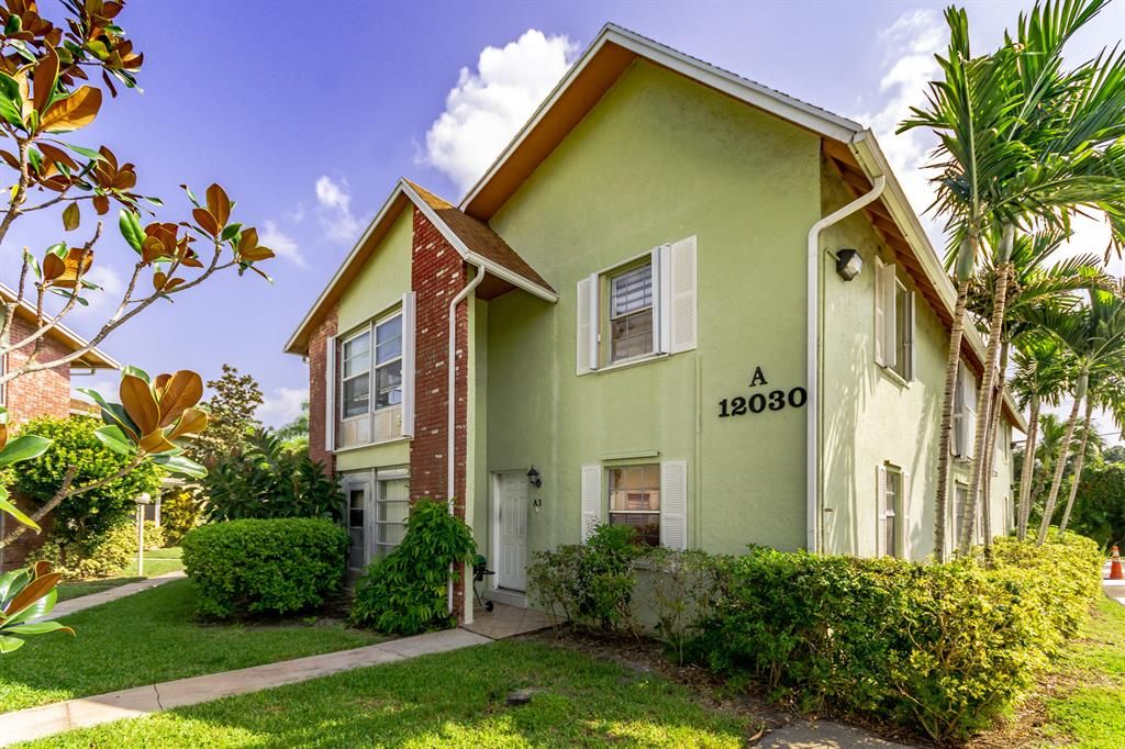 Photo of 12030 Highway A1a Alt #A8, Palm Beach Gardens, FL 33410 (MLS # R10750944)