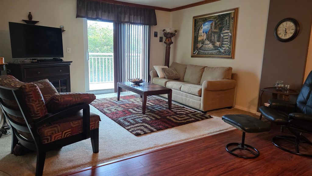 Photo of 6000 NE 22nd Way #3g, Fort Lauderdale, FL 33308 (MLS # B26029590)