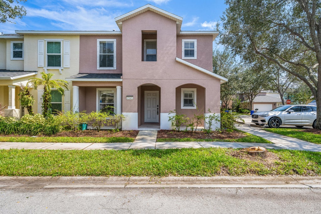 Photo of 1541 Par Court, Vero Beach, FL 32966 (MLS # B26065816)