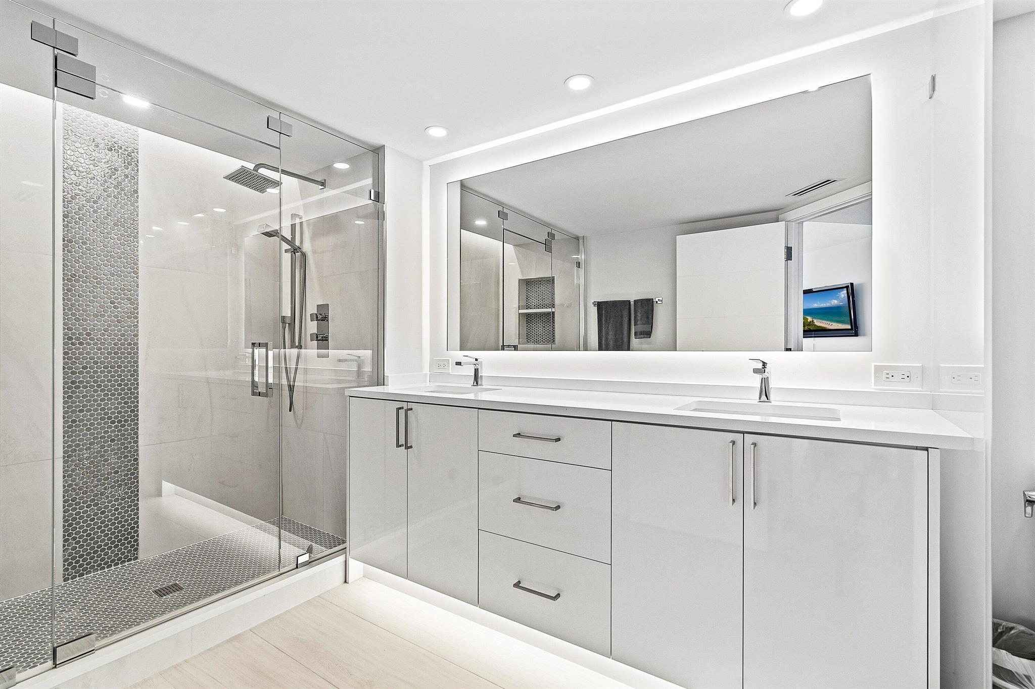 CHALFONTE - Residential