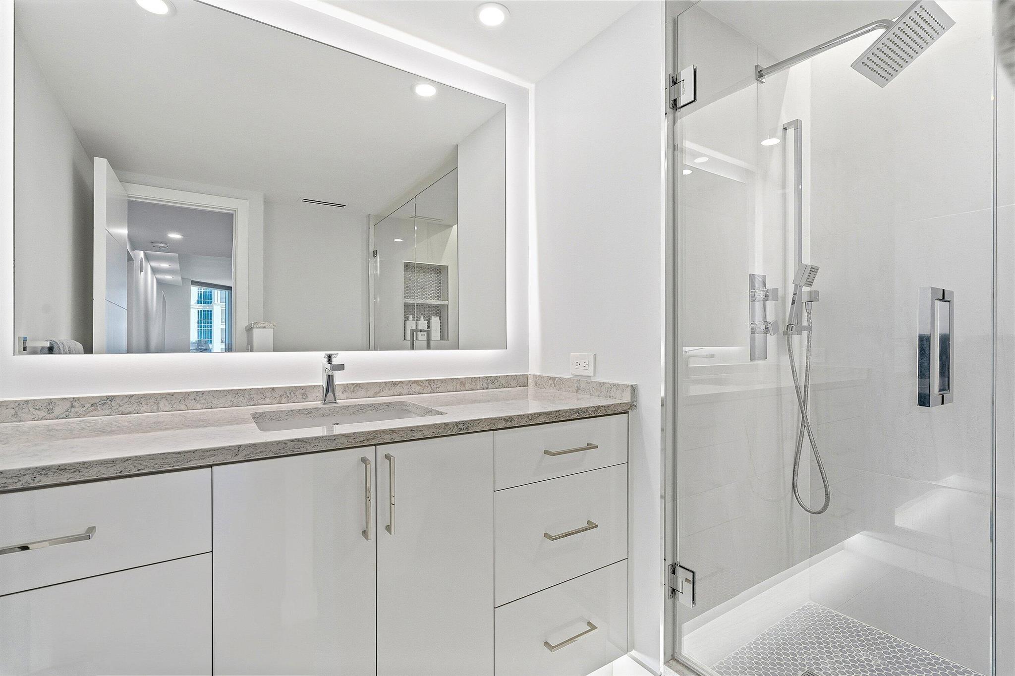 CHALFONTE - Residential