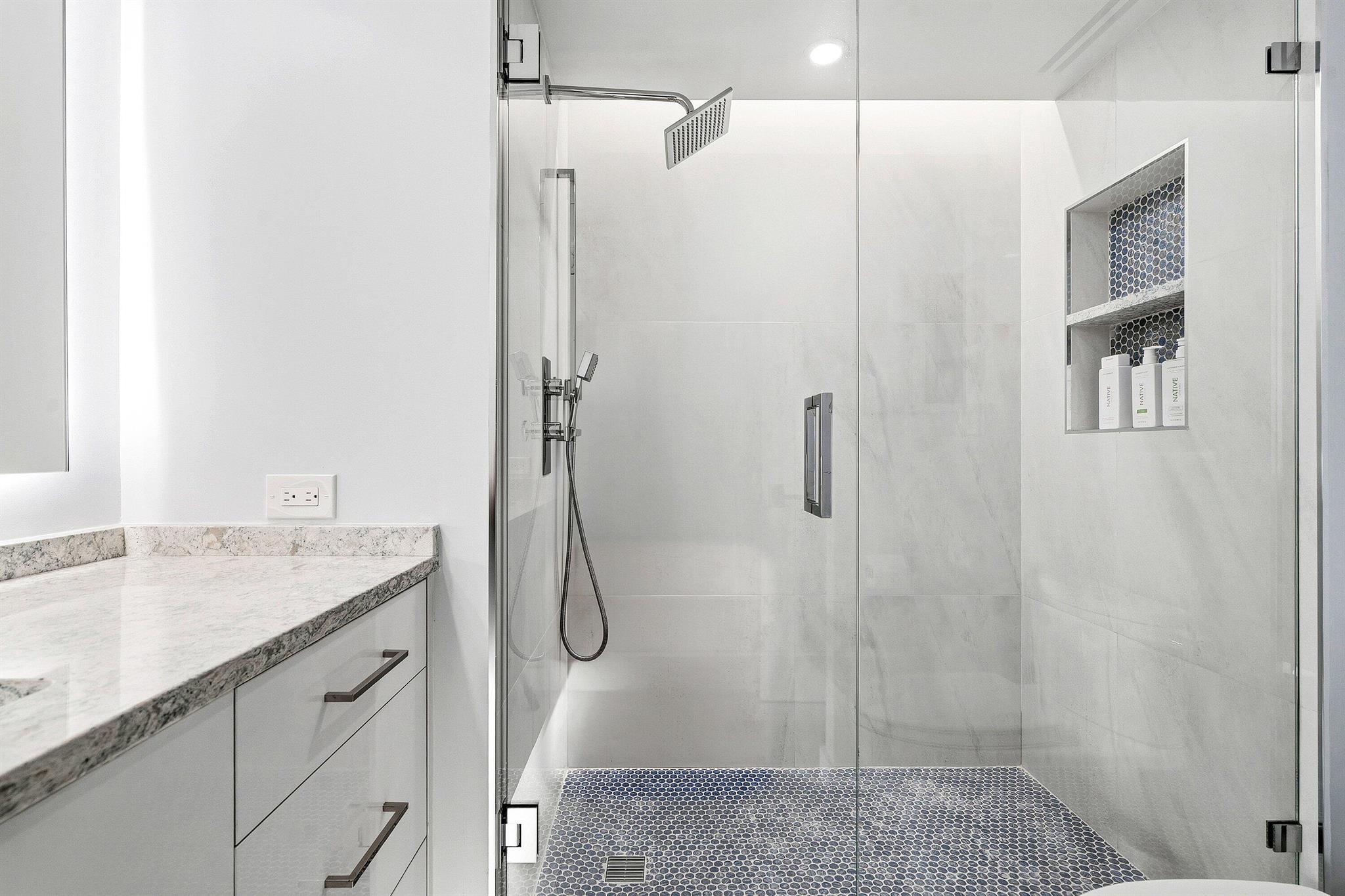 CHALFONTE - Residential