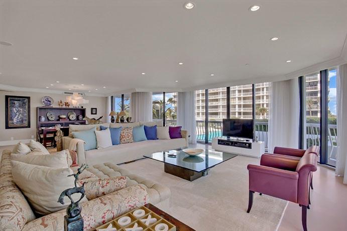 TWENTY ONE HUNDRED CONDO - Residential