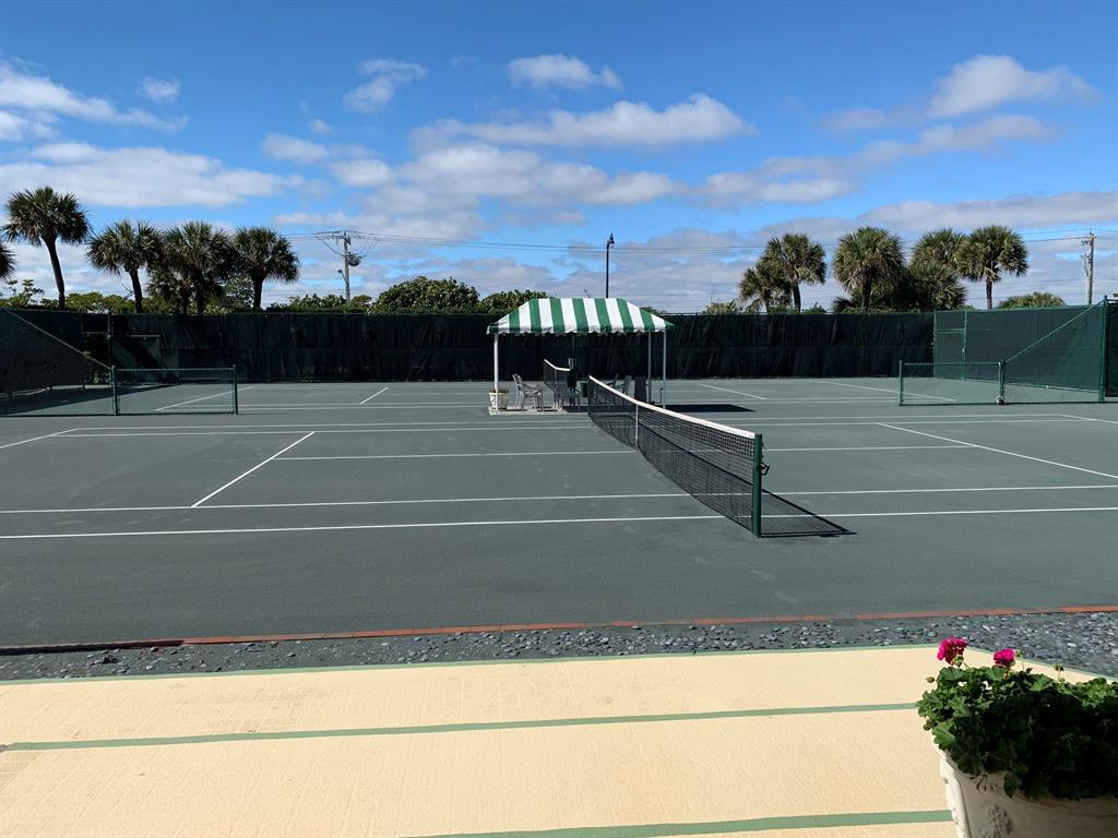 TWENTY ONE HUNDRED CONDO - Residential