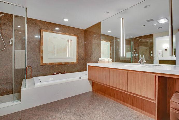 TWENTY ONE HUNDRED CONDO - Residential