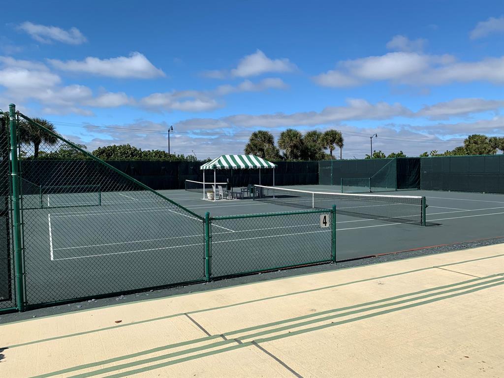 TWENTY ONE HUNDRED CONDO - Residential