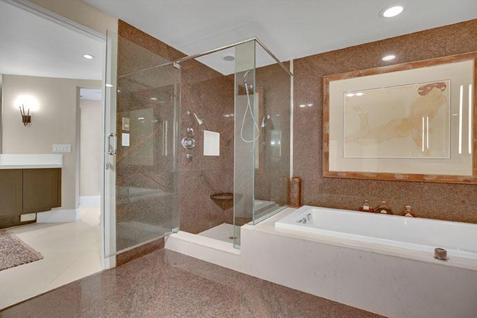 TWENTY ONE HUNDRED CONDO - Residential