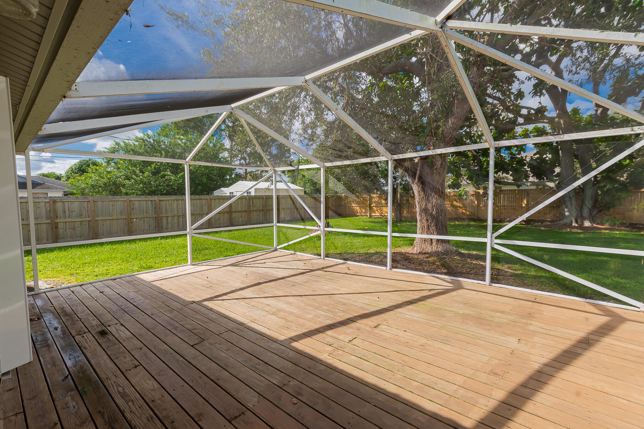 PORT ST LUCIE SECTION 3 - Residential