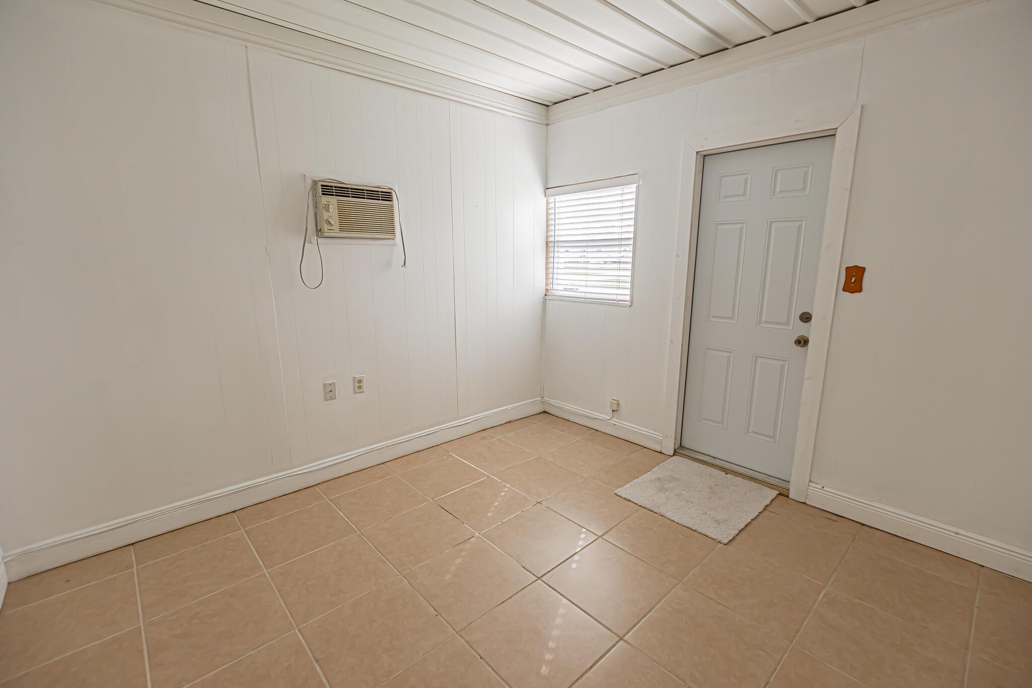 PORT ST LUCIE SECTION 3 - Residential