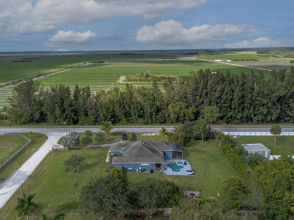 Photo of 17975 83rd Place N, Loxahatchee, FL 33470 (MLS # R10957628)