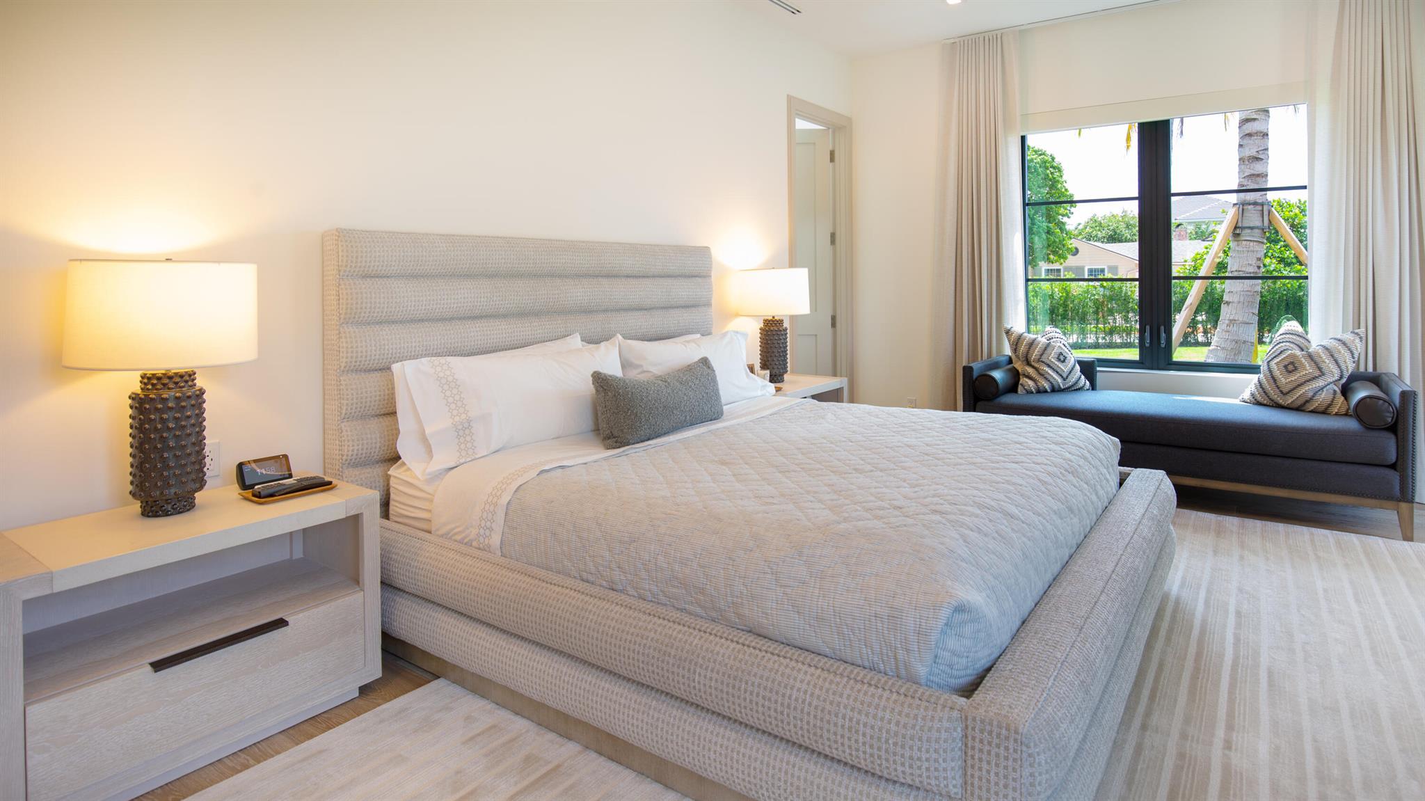 BEACH SHORES - Residential