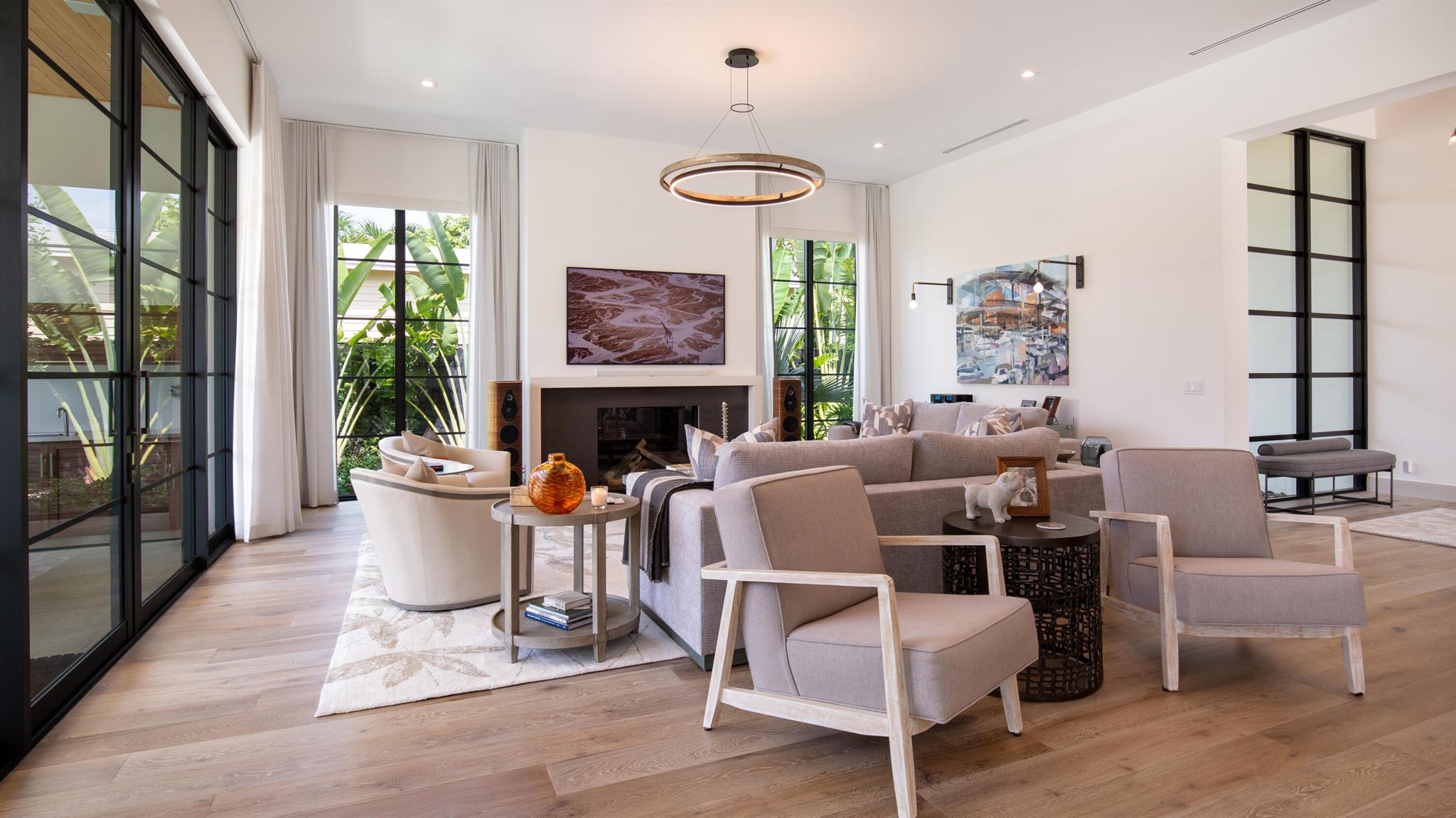 BEACH SHORES - Residential