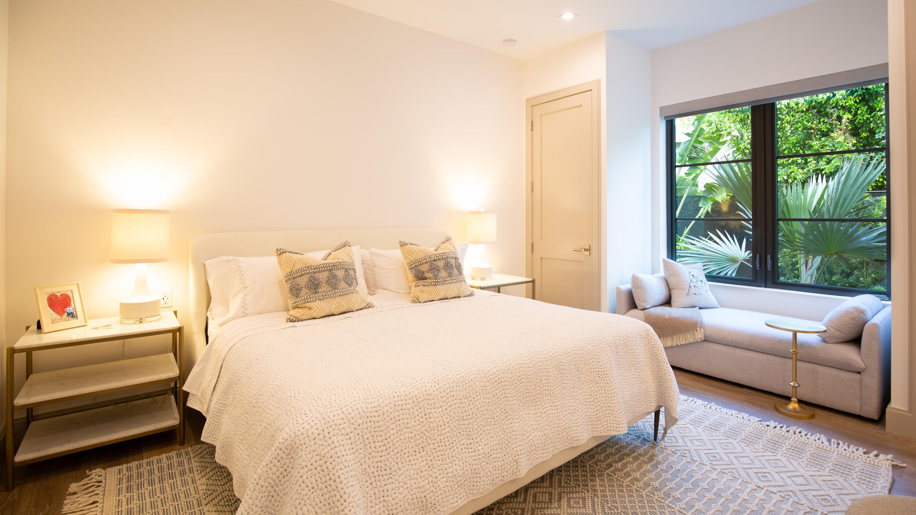 BEACH SHORES - Residential