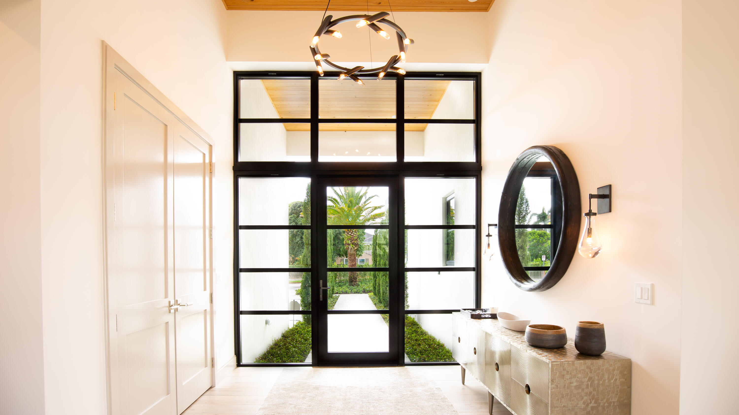 BEACH SHORES - Residential