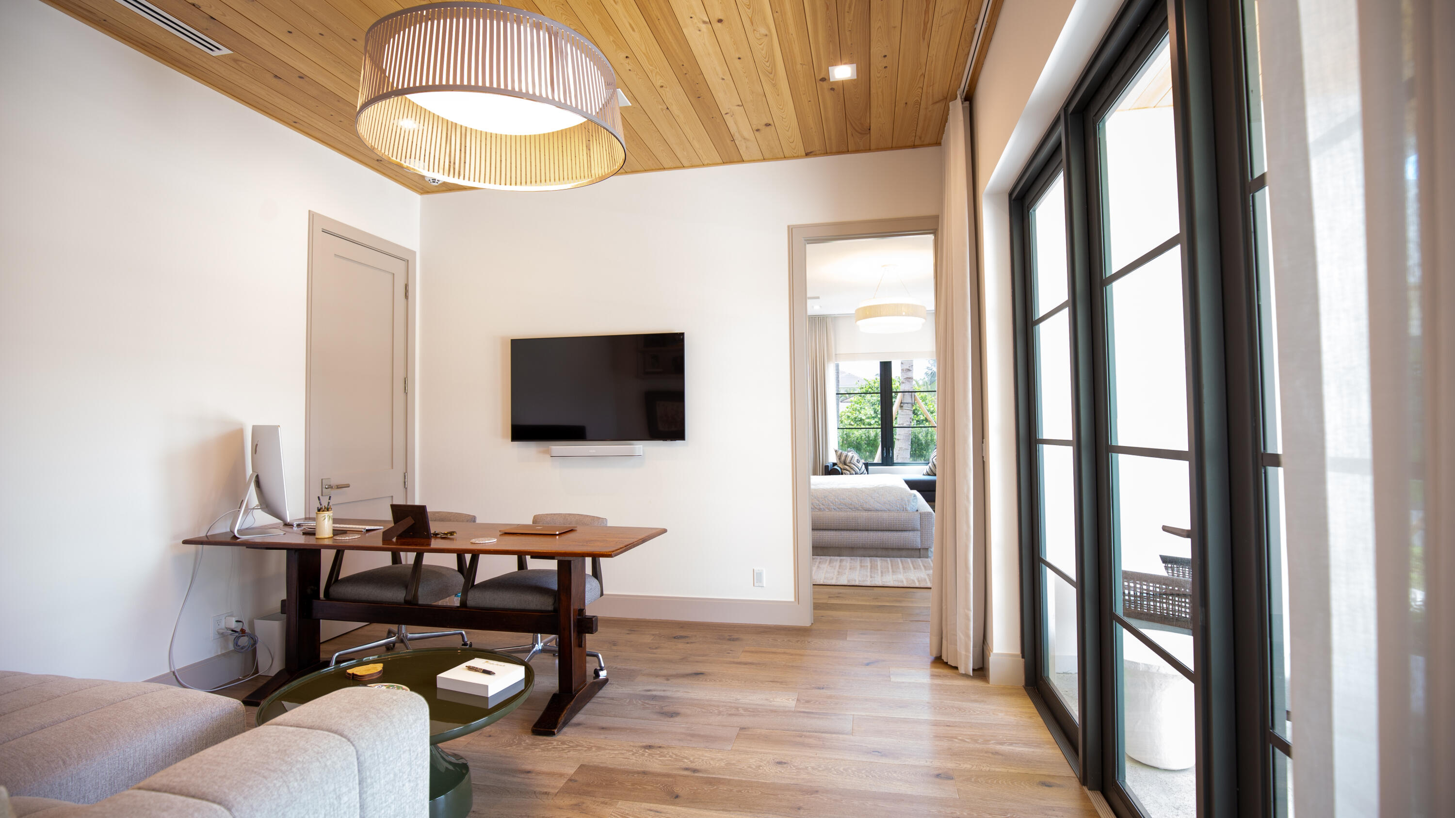 BEACH SHORES - Residential