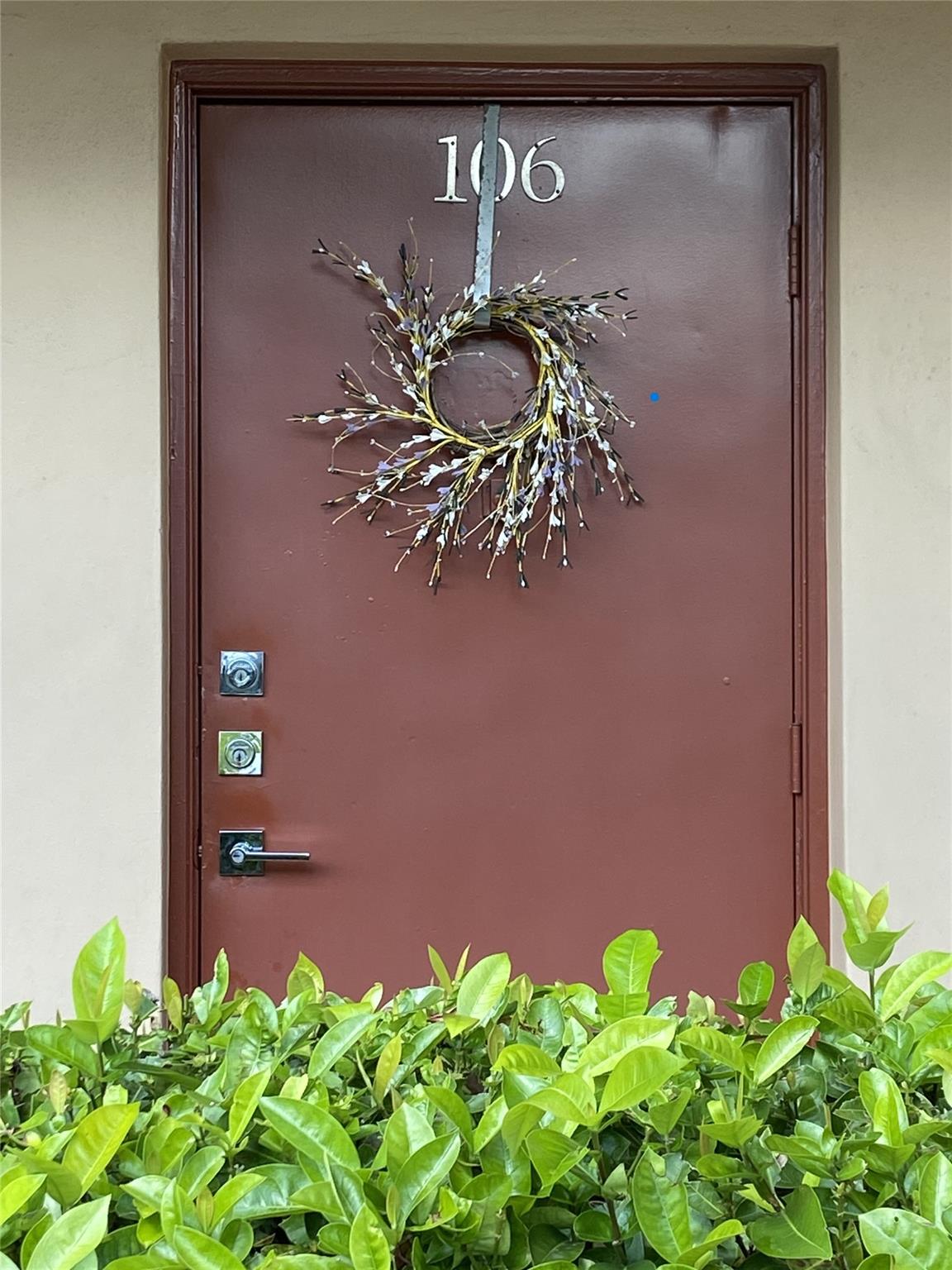 SUNRISE LAKES 4 - Residential