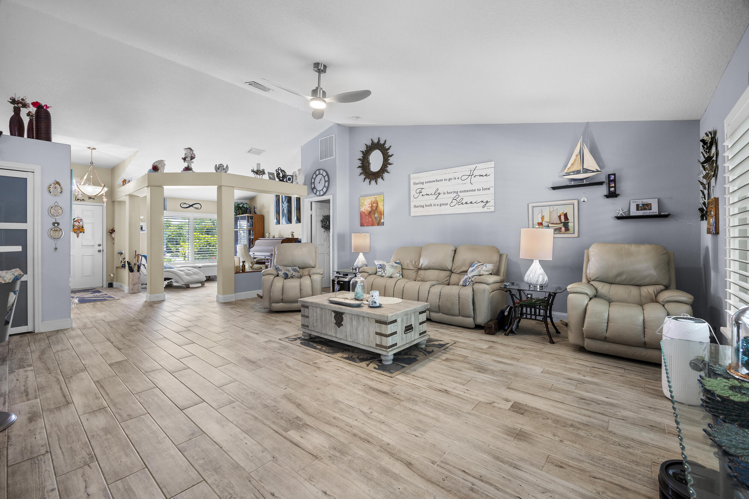 PORT ST LUCIE SECTION 15 - Residential