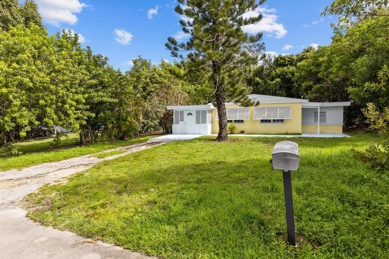 Whispering Palms - Residential