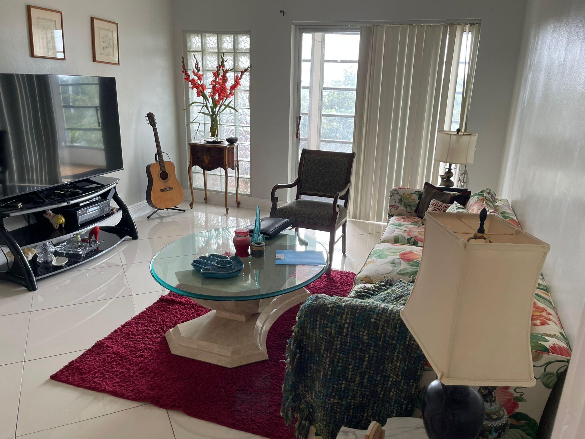 PARK SOUTH ELEVEN INC CONDO - Residential