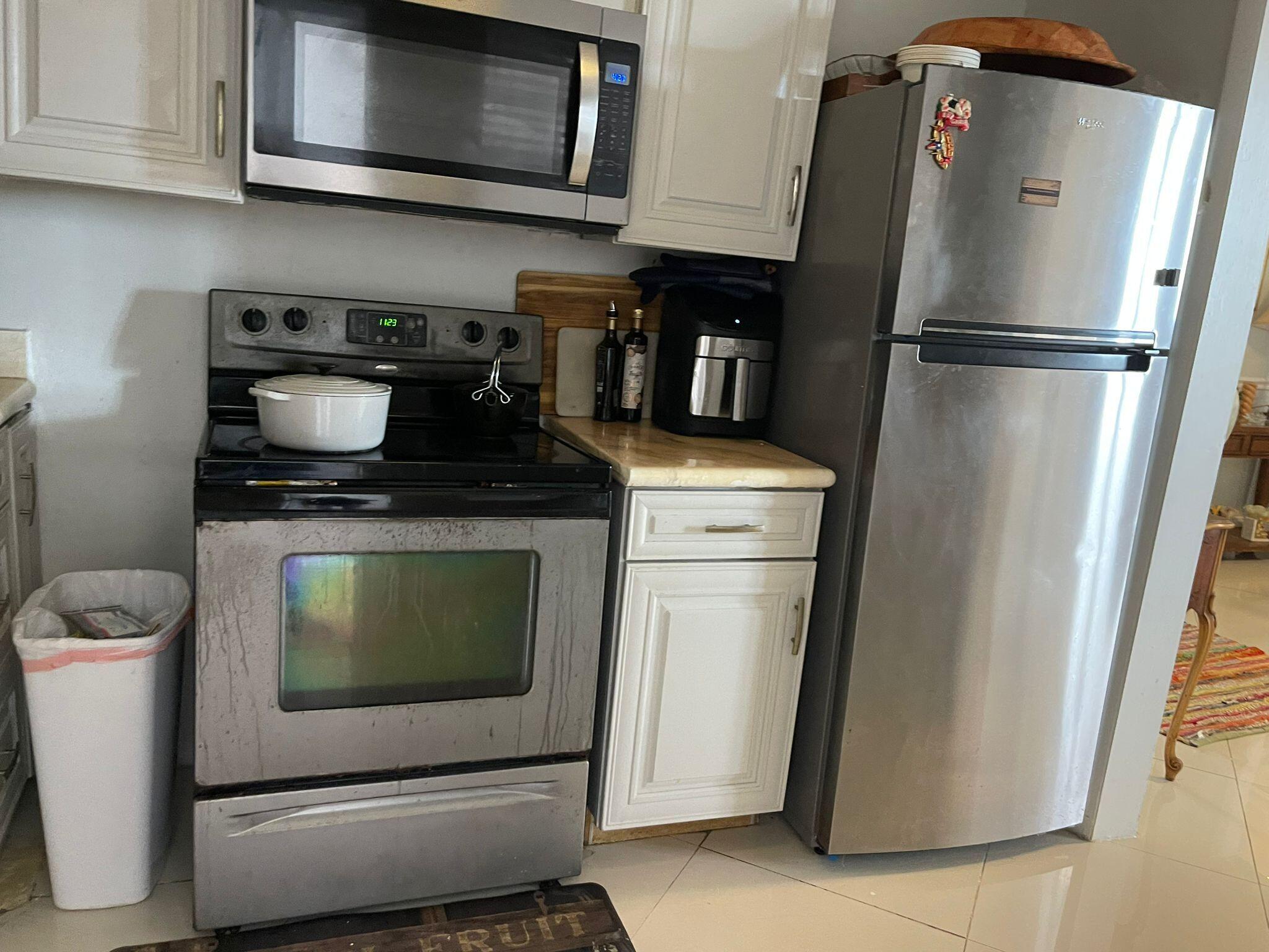 PARK SOUTH ELEVEN INC CONDO - Residential