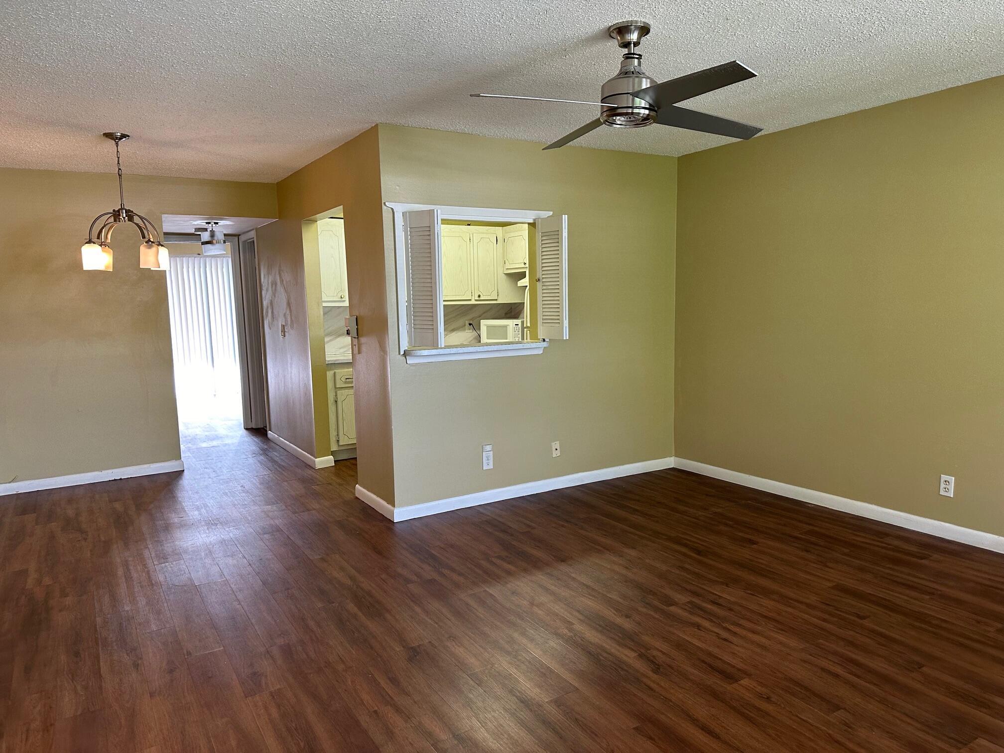 KENT CONDOS - Residential Lease