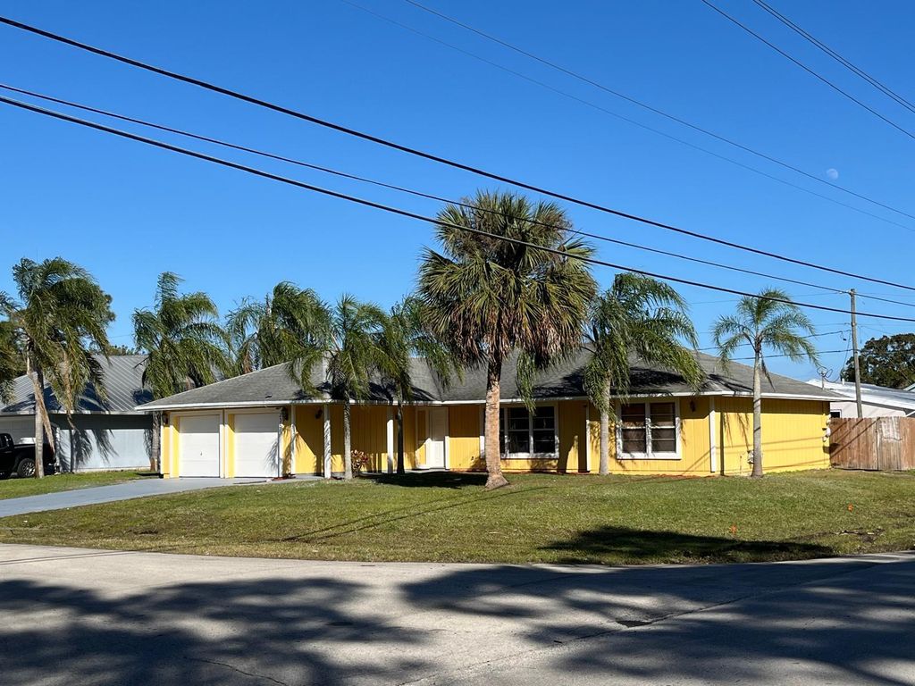 Photo of 2351 SE Maize Street, Port Saint Lucie, FL 34952 (MLS # R11140345)