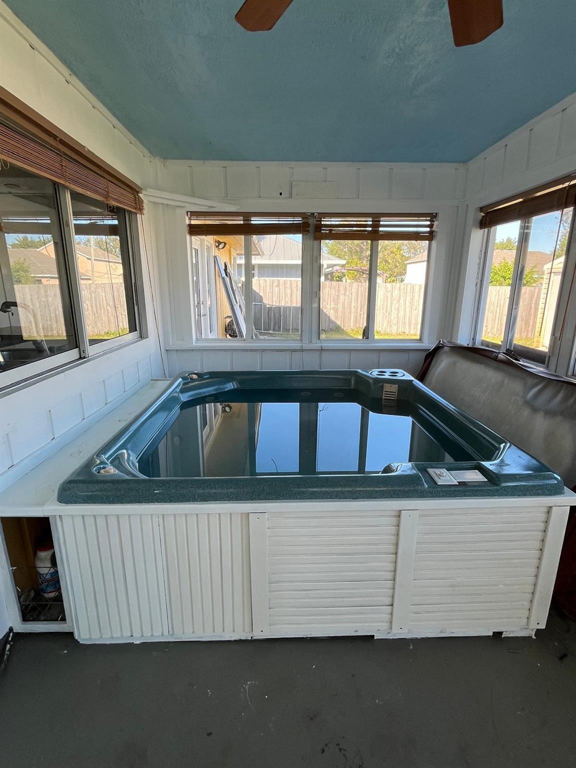 PORT ST LUCIE SECTION 30 - Residential Lease