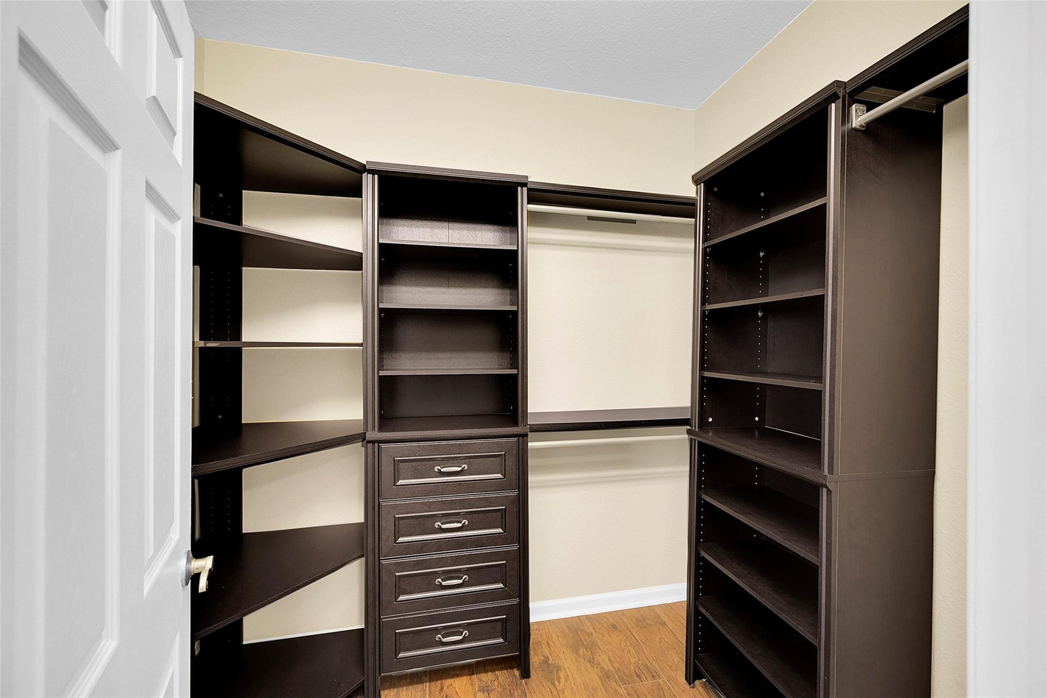 KNOLLWOOD PUD - Residential Lease