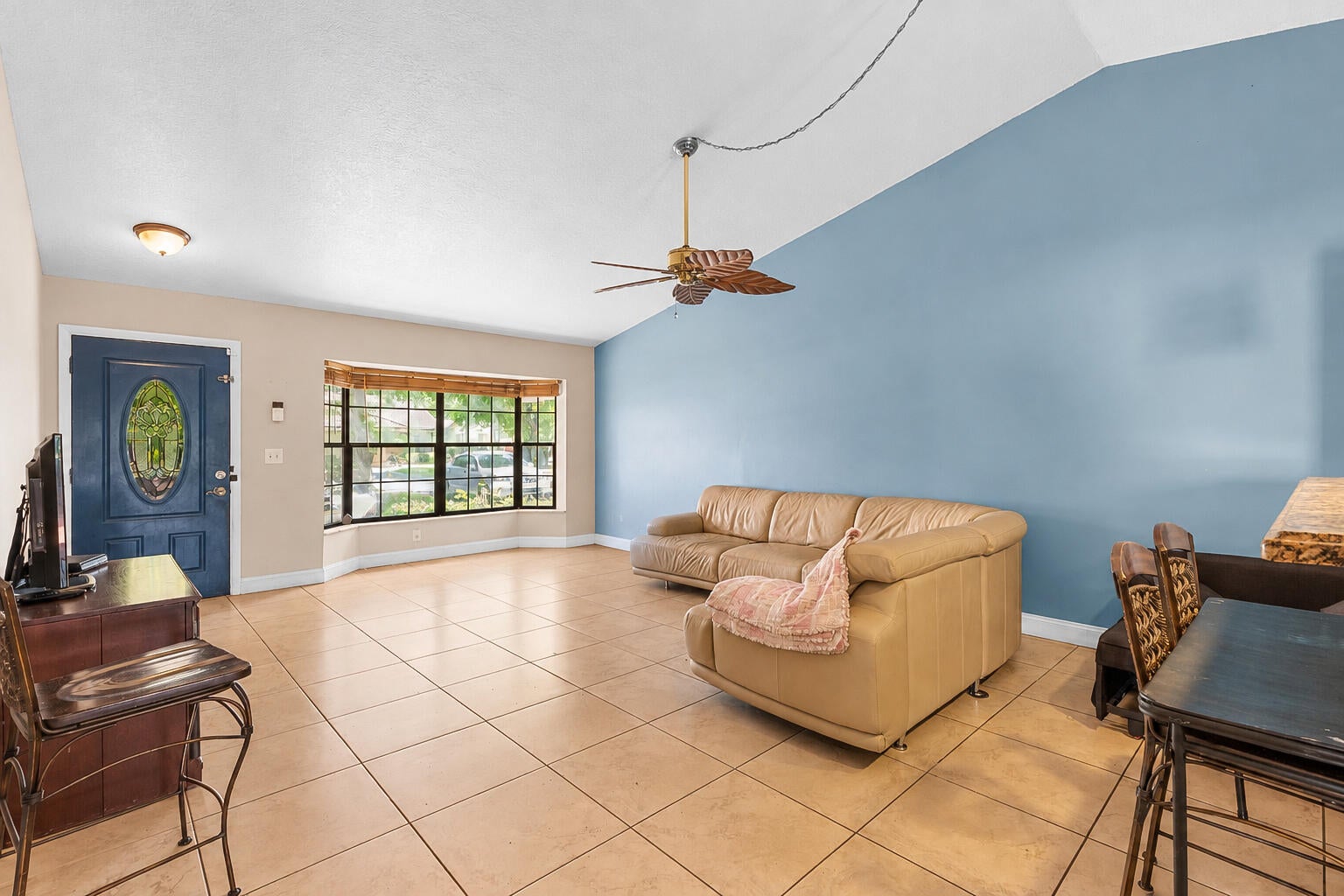 2872 NW 95th Avenue