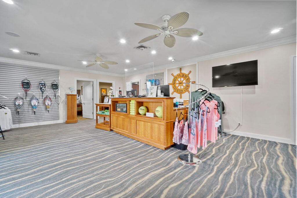 NORTH PALM BEACH VILLAGE OF 3 - Residential