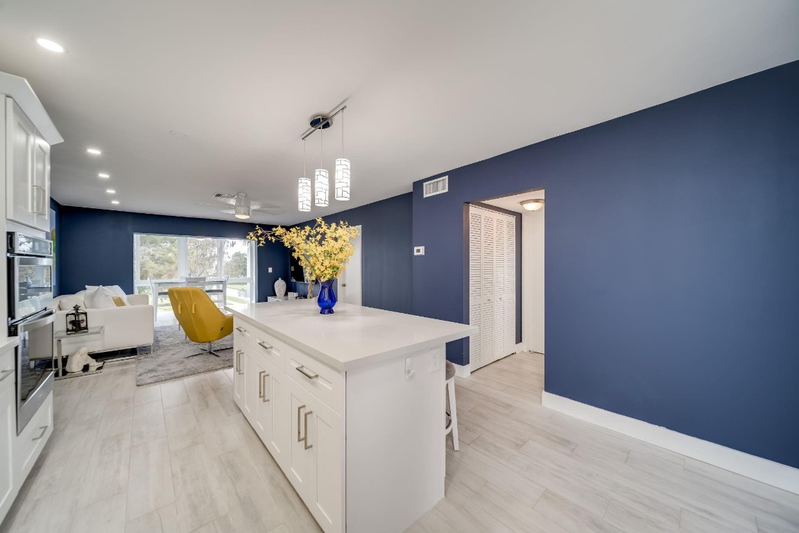 ORIOLE GOLF & TENNIS CLUB - Residential