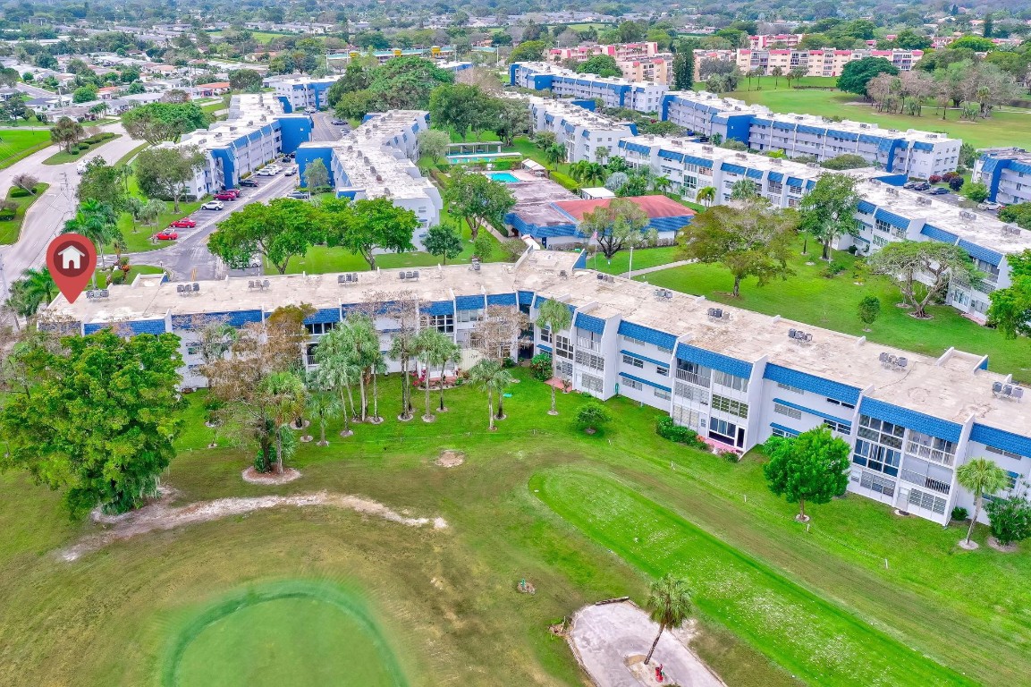 ORIOLE GOLF & TENNIS CLUB - Residential