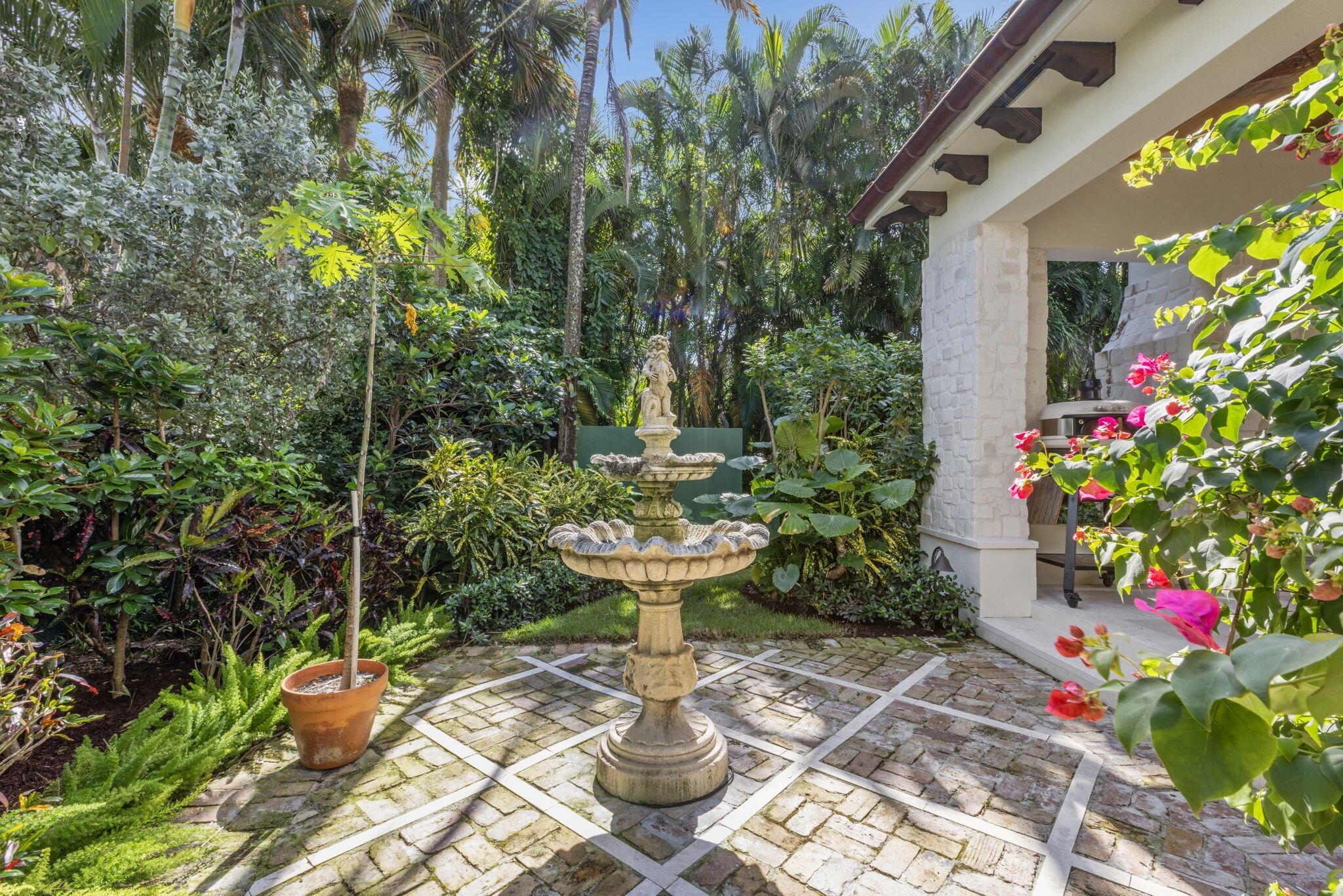 PHIPPS ESTATES - Residential