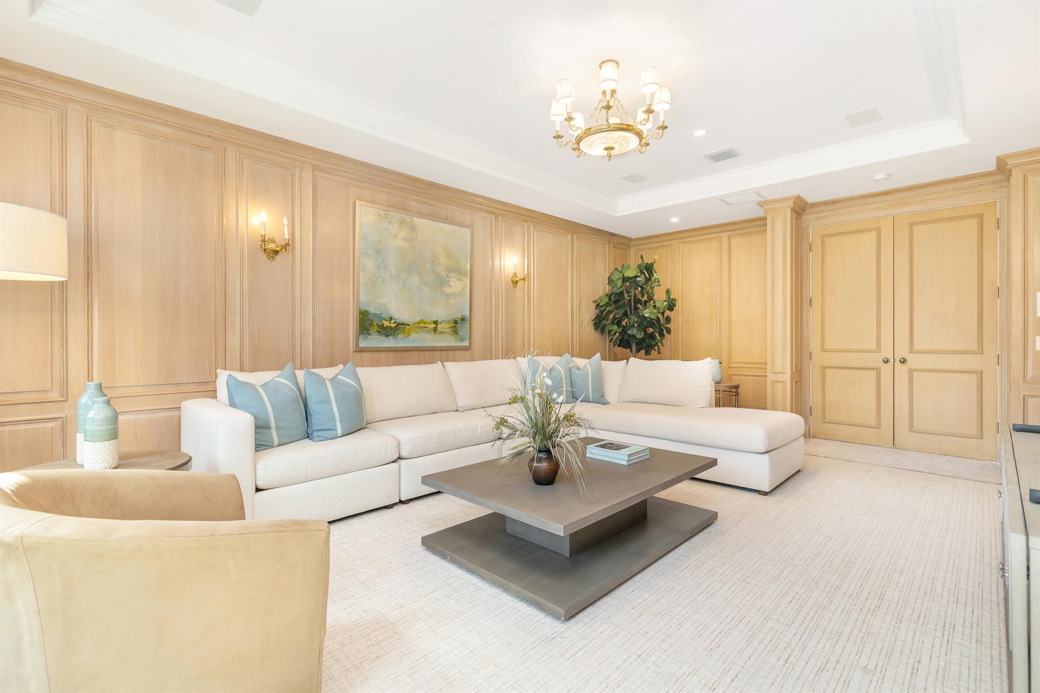 PHIPPS ESTATES - Residential