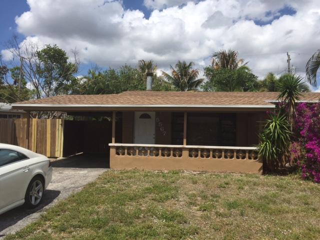 Cozy 2 bedroom, 1 bath single family home on a quite street.Covered front sitting porch, covered and screened large back porch and covered carport... this house has you totally covered! Fully fenced backyard with firepit and outdoor bar area, it even has a large mango tree with lots of fruit.Newer kitchen with solid wood cabinets, tankless water heater, washer and dryer hookup tile throughout (NO carpet), and a completely redone bathroom using marble and a jacuzzi style tub! Tenant responsible for lawn care. This will go fast, so do hurry...
