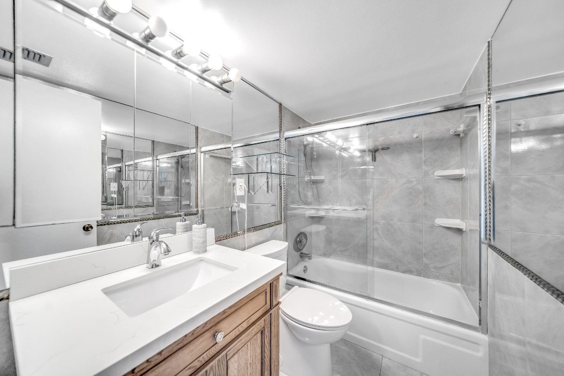 HORIZON WEST CONDO - Residential