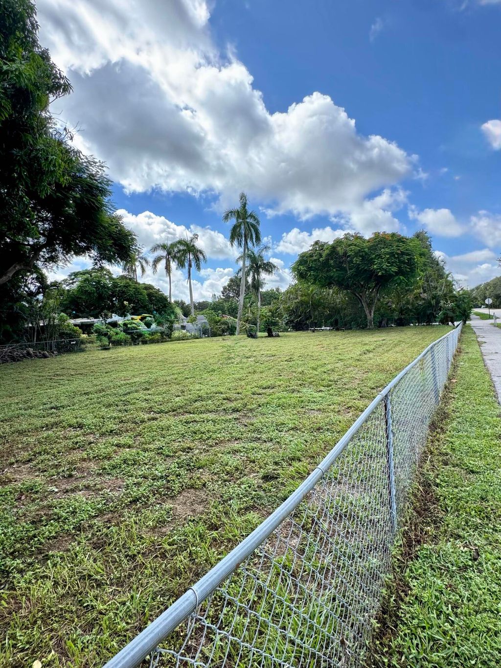 Photo of 5229 Sunrise Boulevard, Delray Beach, FL 33484 (MLS # R11119443)