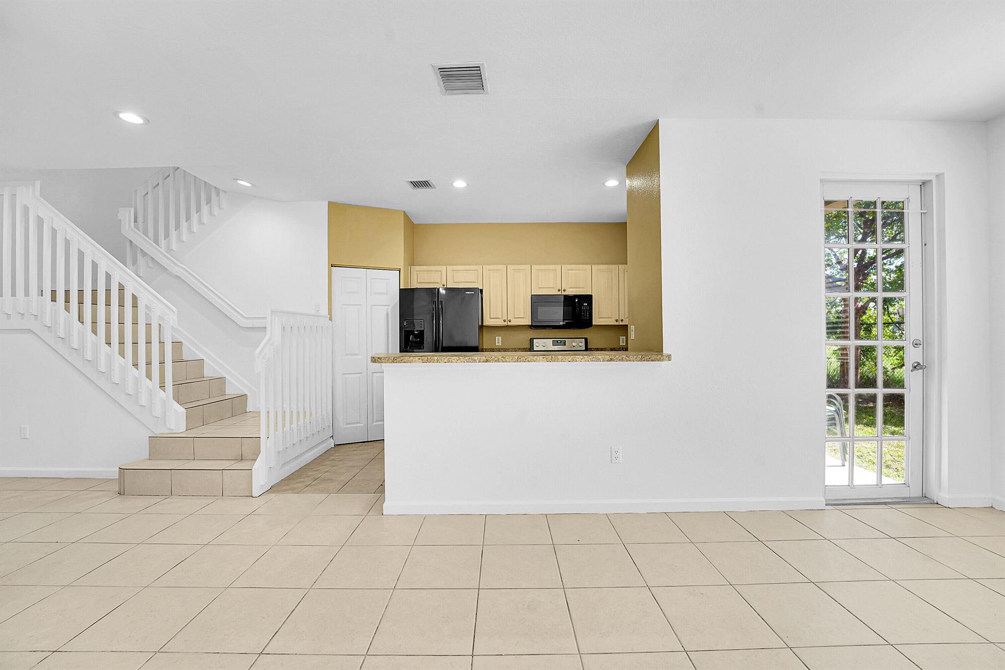 1213 Lucaya Drive