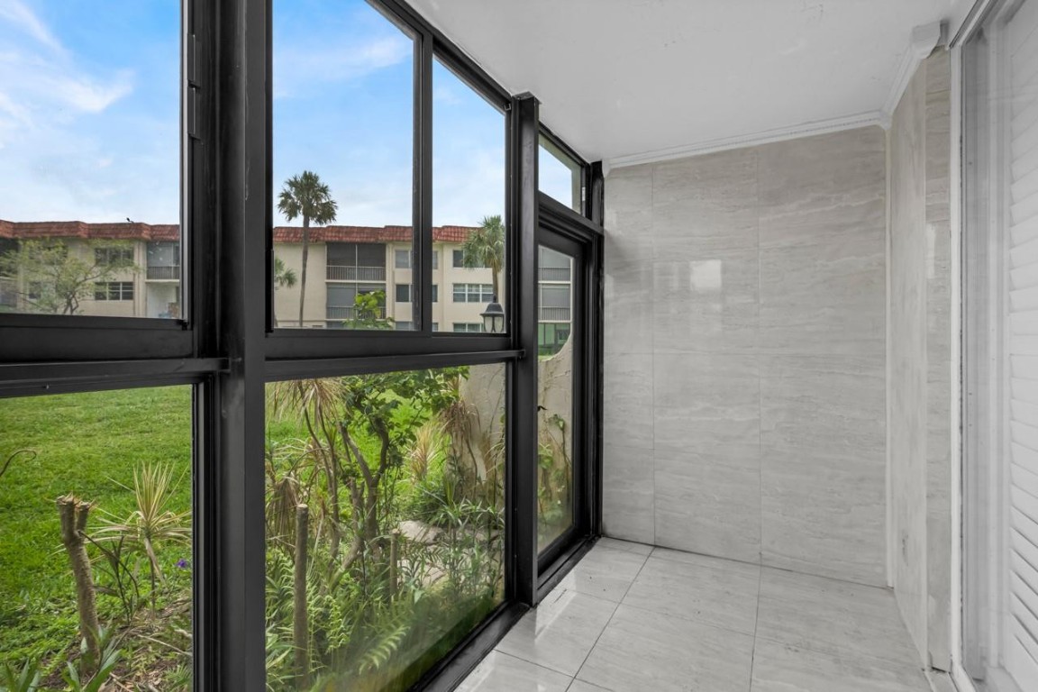 Hollybrook Golf & Tennis - Residential